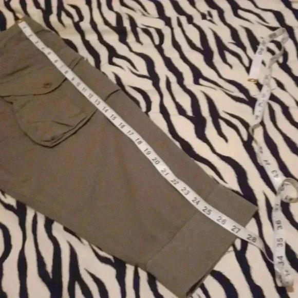 💙🌹khaki Bermuda shorts🎉 - Picture 14 of 16